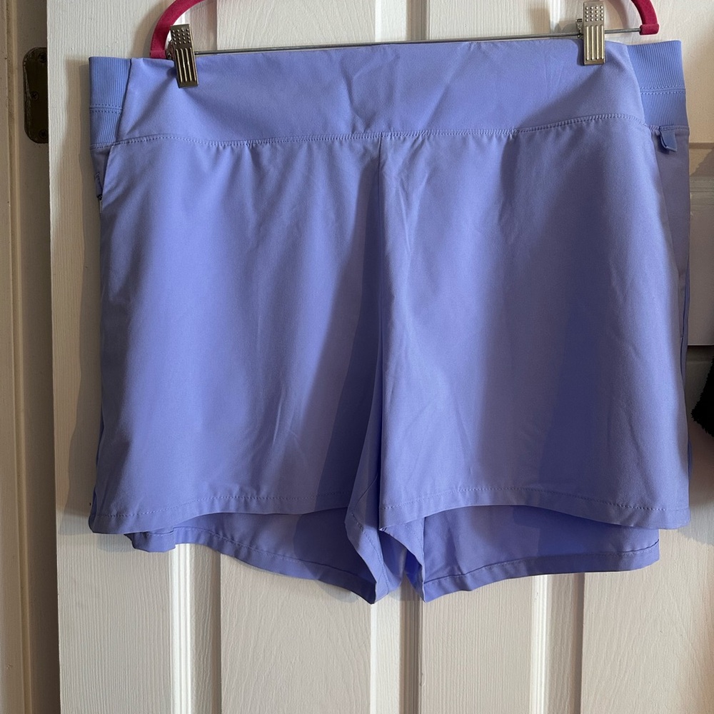 Athleta Brooklyn Shorts NWT Size 18